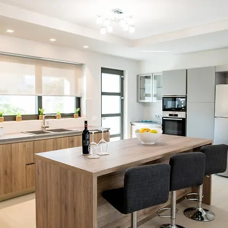 Lilium Apartment